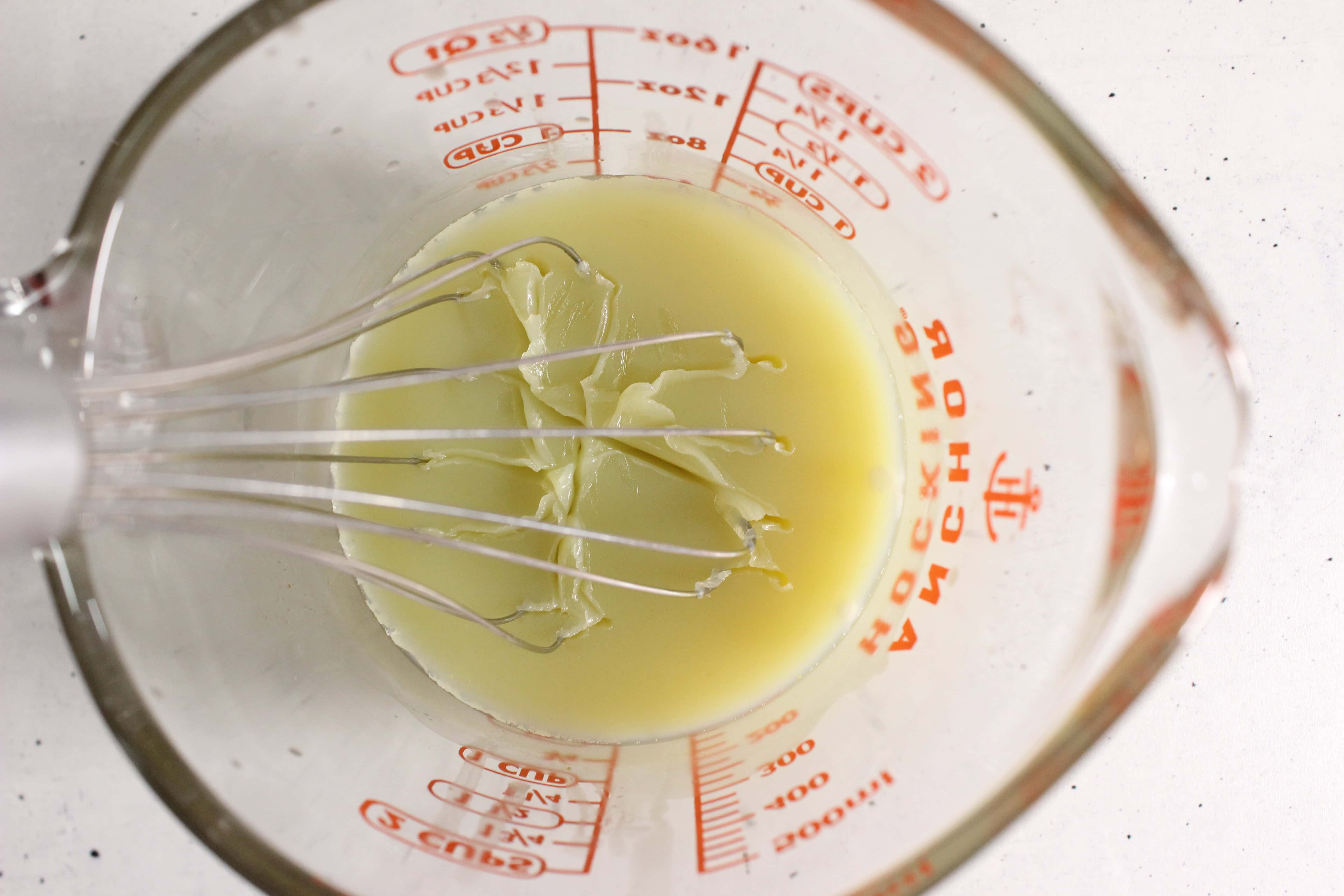 Homemade muscle cream that has been whipped